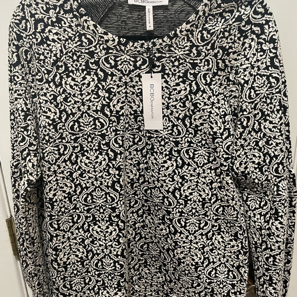 BCBGeneration Black and White Patterned knit mini dress